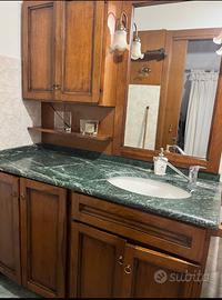 Arredamento bagno - mobili di falegnameria