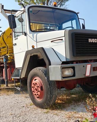 MAGIRUS IVECO 130.D12 SK 4 x 4 MACCHINA OPERATRICE