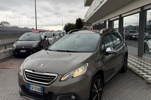 Peugeot 2008 1.6 e-HDi 115 CV Stop&Start Féline