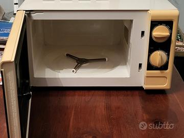 Forno microonde 