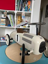 Macchinina cavalcabile vintage