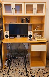 Scrivania allungabile per computer con libreria