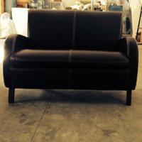 Divano 2posti vera pelle anticata