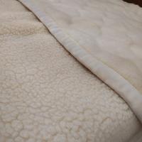 Coperta in pelo di pura lana vergine Merino