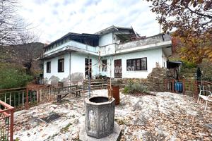 VILLA UNIFAMILIARE CON AMPIO GIARDINO!