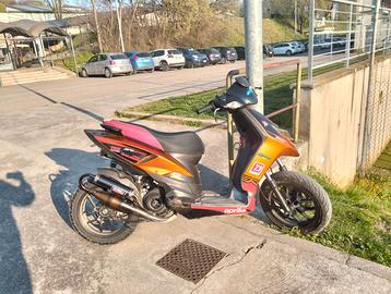 Aprilia sr 50 motard