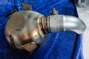 Sound Booster Kufatec genera un suono motore 8 V