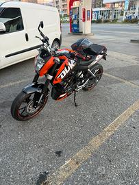 KTM DUKE 125