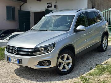 Volkswagen TIGUAN 2.0 TDI DPF 4MOTION SPORT & STYL