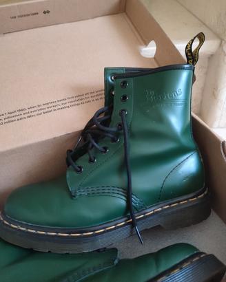 Dr. Martens Donna EU 38 originali (verdi/green)