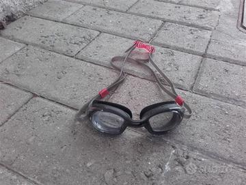 Occhialini da piscina