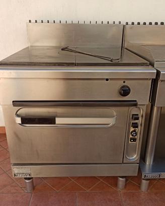 Cucina tuttopiastra professionale