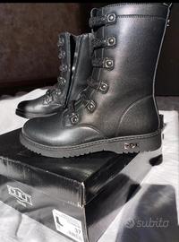Cult Young Anfibi in Pelle Nera 