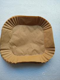 Protezione monouso per friggitrice ad aria.