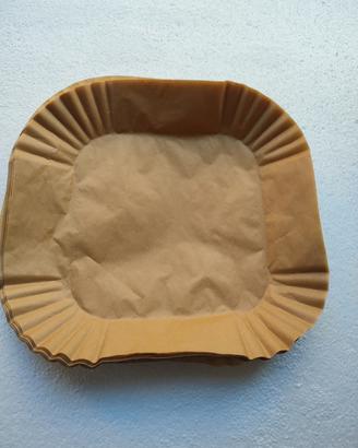 Protezione monouso per friggitrice ad aria.