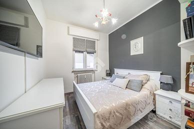 3 LOCALI A REGGIO NELL'EMILIA