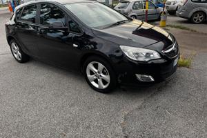 Opel Astra 1.4 101 cv