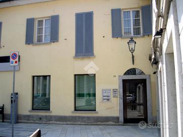 2 LOCALI A CORBETTA