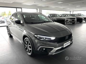 FIAT Tipo 1.0 100 CV Cross