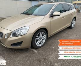 VOLVO V60 (2010-2018) V60 D3 Geartronic Kinetic