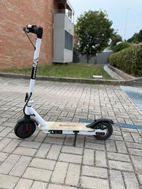 🛴 Monopattino Elettrico iSinwheel