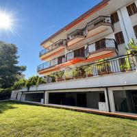 2 LOCALI A COSTARAINERA