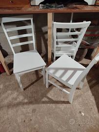 Nr 4 sedie in legno