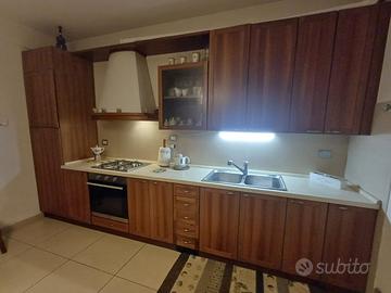 Cucina componibile in legno