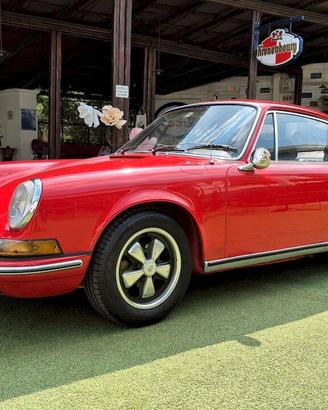 Porsche 911 2.4 T Coupè “Ölklappe” – 1972