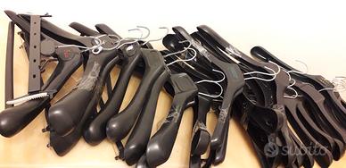 N.63 Grucce in plastica