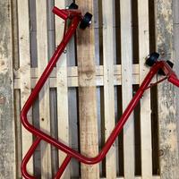 Cavalletto alza moto
