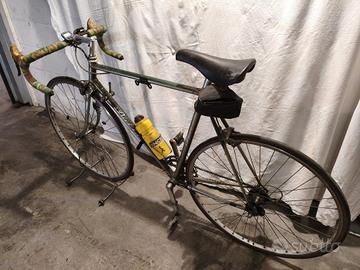 Bicicletta da corsa d'epoca 