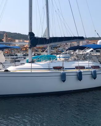 Bavaria 30 cruiser natante