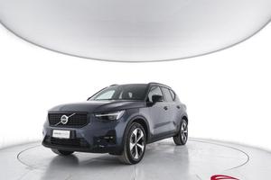 VOLVO XC40 B3 Mild hybrid Benzina Plus Dark