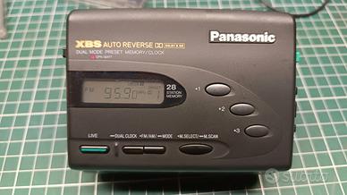 PANASONIC RQ-V200 CASSETTE PLAYER CON RADIO