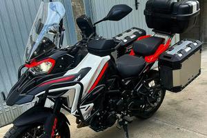 Benelli trk 702 X