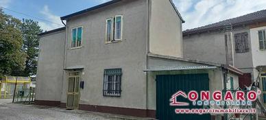 Villa di 108 m² con 4 locali e box auto a Riva del