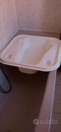 Vaschetta per il bagnetto dei  neonati 