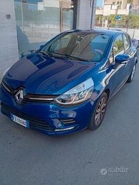 Clio Duel