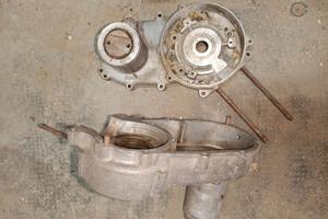 Coppia carter gemelli per motore vespa Piaggio vb1