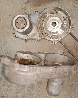 Coppia carter gemelli per motore vespa Piaggio vb1