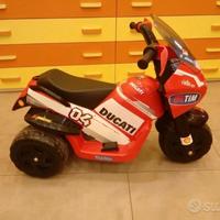 triciclo elettrico (ninimoto) Peg Perego Ducati