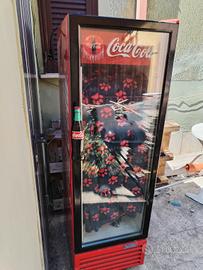Friigorifero coca cola