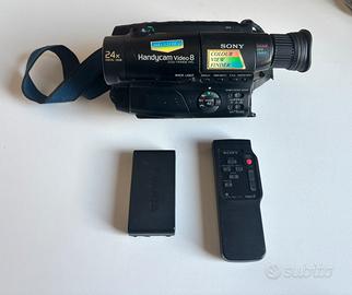 Sony handycam 8 CCD-TR490E perfette condizioni