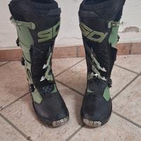 stivali da enduro