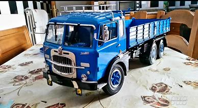 Camion Fiat 682N2 scala 1:14 modellino nuovo