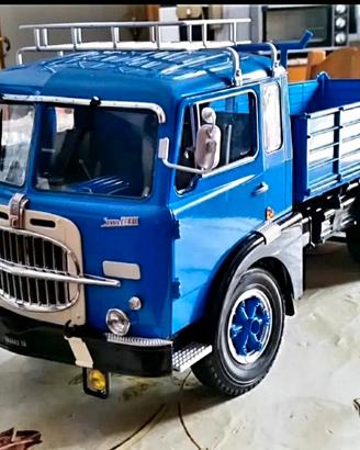 Camion Fiat 682N2 scala 1:14 modellino nuovo