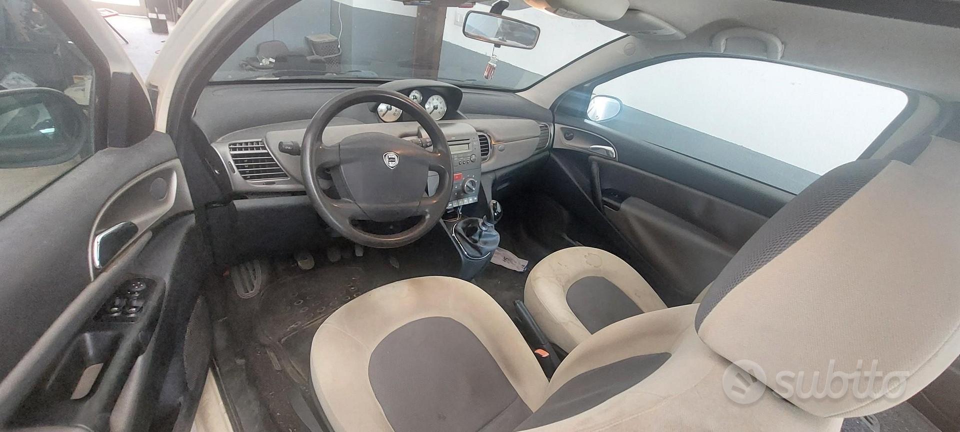 Lancia Ypsilon 2005 photo 4