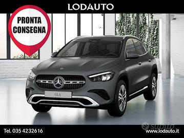 Mercedes-Benz GLA 200 d Automatic Progressive...