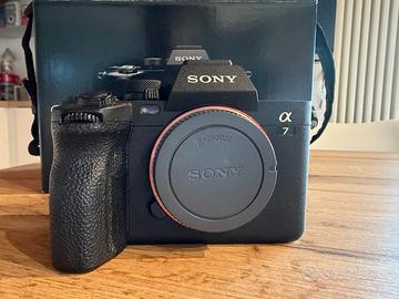 Fotocamera mirrorless full frame Sony A7IV